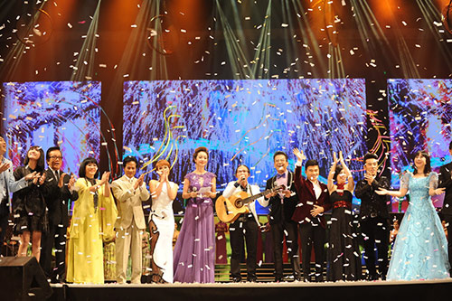 Thót tim vì Thu Minh quá sexy - 16