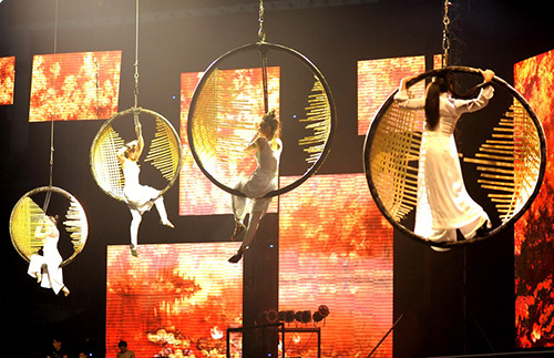 Thót tim vì Thu Minh quá sexy - 12