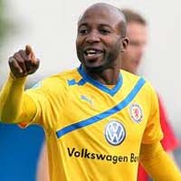 Bóng đá - Tuyệt tác ngả bàn đèn ở V27 Bundesliga