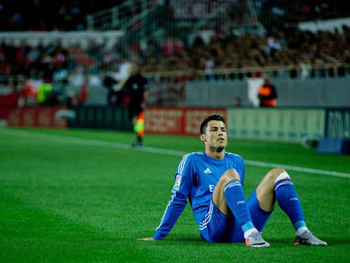 Ronaldo đối mặt chấn thương nghiêm trọng - 1