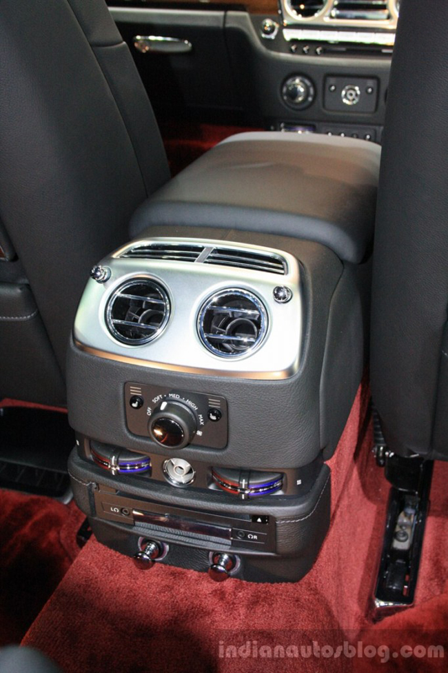 Ngắm Rolls-Royce Ghost bản "Ngựa" siêu sang - 11
