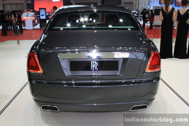Ngắm Rolls-Royce Ghost bản "Ngựa" siêu sang - 12