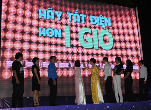 Ngắm TP.HCM trong một đêm "không đèn" - 3