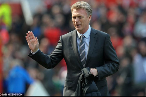 Moyes cảm động vì ân tình fan MU - 1