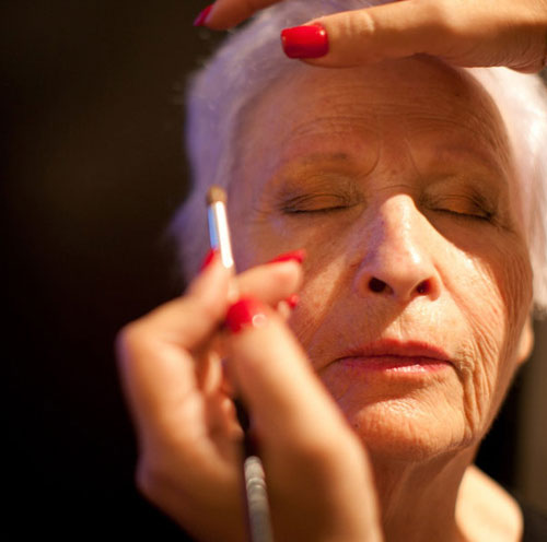 Hoa hậu HIV được cổ vũ nhiệt tình - 7