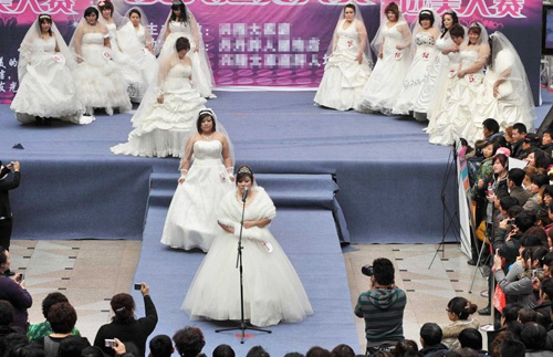 Hoa hậu HIV được cổ vũ nhiệt tình - 8