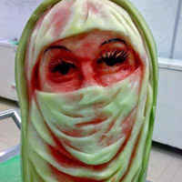 Tin thơ (31/3): Đắng lòng dưa hấu