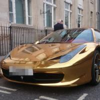 Thể thao - Võ sĩ kickboxing gây sốc mạ vàng siêu xe