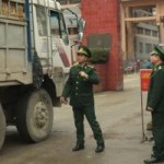 Thị trường - Tiêu dùng - Vì sao dưa vẫn đổ về cửa khẩu Tân Thanh?