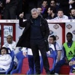 Bóng đá - Mourinho bất ngờ bị &quot;châm chọc&quot; tới tấp