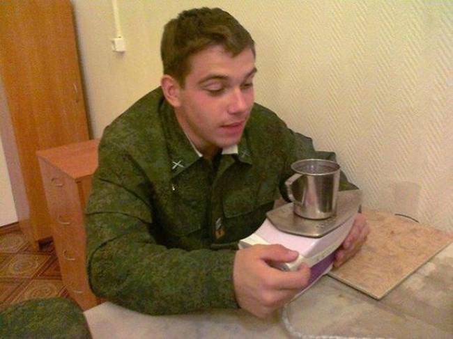 Cười sặc sụa với sáng tạo “siêu dị” chỉ có ở Nga - 8