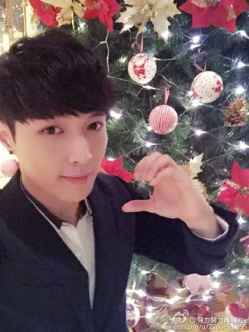 3 nhóm nhạc là “vua của Kpop” năm 2014 - 4