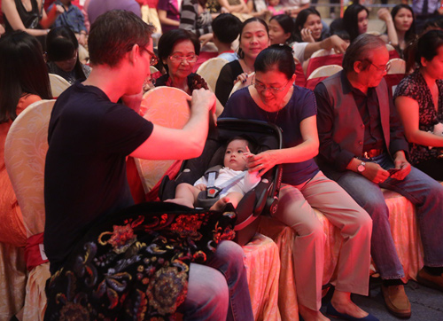 Chồng Đoan Trang tỏ tình vợ trước hàng triệu khán giả - 6