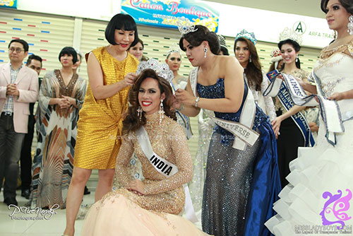 Dàn hoa hậu chuyển giới nô nức đọ sắc ở Bangkok - 1