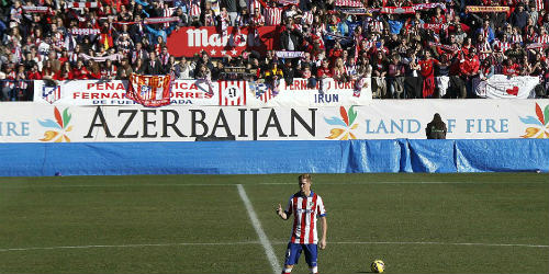 Torres ra mắt hoành tráng ngày trở lại Atletico - 2