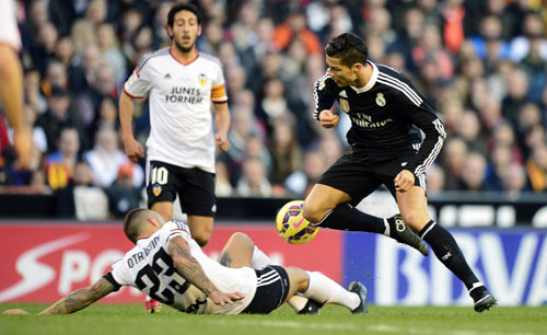 Valencia - Real: Trận cầu rực lửa - 1