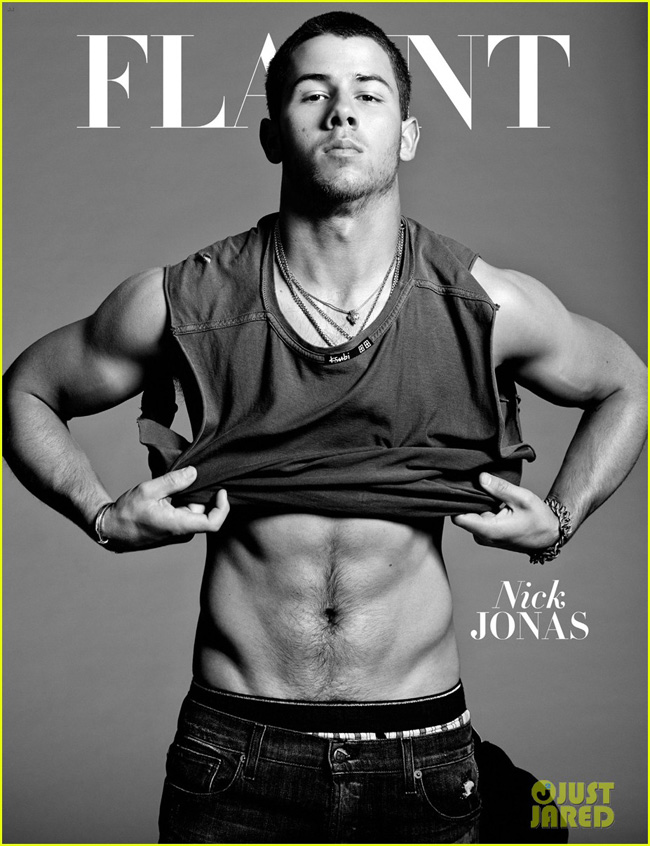 Một Nick Jonas đầy nam tính và quyến rũ
