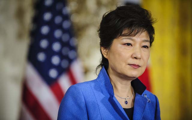 Nữ Tổng thống Hàn Quốc bị cựu phụ tá “chơi khăm“ - 1