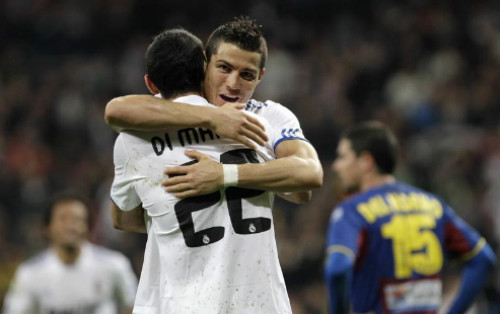 Tin HOT tối 7/1: Rời Chelsea, Petr Cech "đắt hàng" - 1