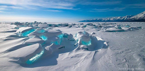 Kỳ vĩ của những hồ nước đóng băng trên thế giới - 4