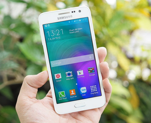 Samsung trình làng một loạt smartphone mới - 1