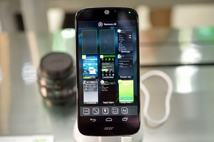 Điểm danh những smartphone tốt nhất tại CES 2015 - 1