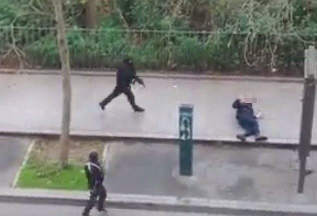 Pháp: Khủng bố dùng kỹ thuật “nháy cò” hạ cảnh sát - 1