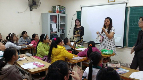 Gặp gỡ tiến sỹ đưa quần lót vào lớp dạy học - 3