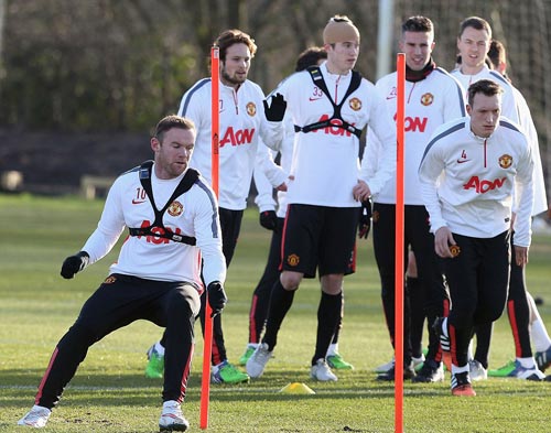 MU: Van Gaal “choáng” vì tình hình lực lượng - 2