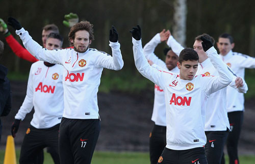 MU: Van Gaal “choáng” vì tình hình lực lượng - 6