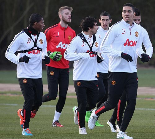 MU: Van Gaal “choáng” vì tình hình lực lượng - 9