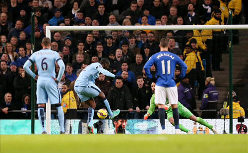 Everton - Man City: Đi vào “tâm bão” - 1