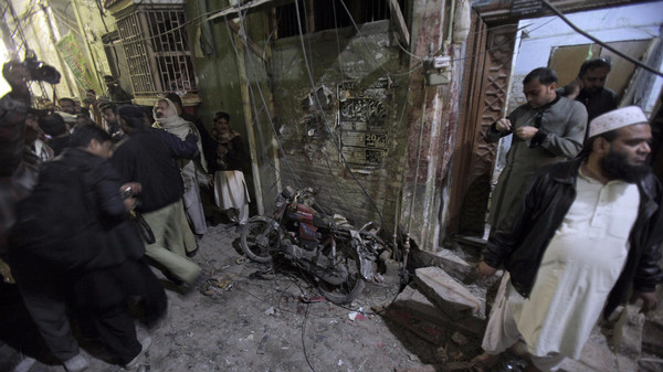 Đánh bom ở Pakistan: Ít nhất 6 người thiệt mạng - 1