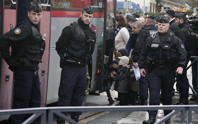 Vì sao khủng bố Hồi giáo cực đoan liên tục nhắm vào Pháp? - 1