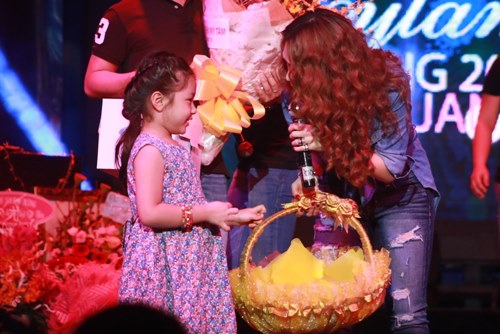 Mỹ Tâm muốn sinh 10 đứa con - 12