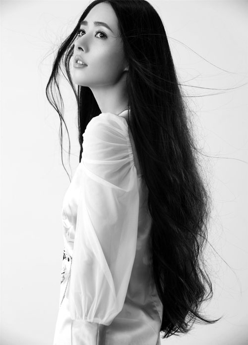 10 “bảo bối sắc đẹp” TQ khiến phái mạnh ngả nghiêng - 5