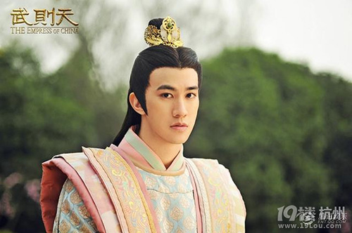 https://anh.24h.com.vn/upload/1-2015/images/2015-01-09/1420789931-ly-tri-dinh-19.jpg Vẻ điển trai hút hồn “người tình” Võ Tắc Thiên - 6