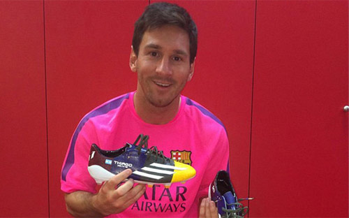 “Nhà tài trợ vàng” muốn giúp MU chiêu mộ Messi - 1