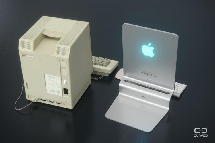 Phần sau của Macintosh được cắt ngọn đi chỉ để lại thiết kế bệ đỡ chắc chắn cho iMac. 
