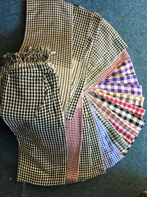 Khăn rằn Nam Bộ, phụ kiện “bất ly thân” của dân phượt - 2