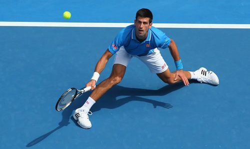 Hot shot: Cú bỏ nhỏ ăn điểm cực đỉnh của Djokovic - 1