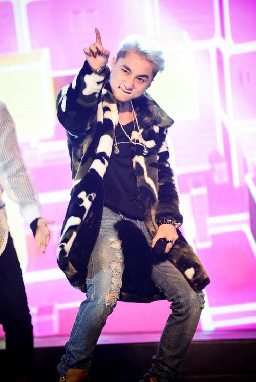 Thời trang của Sơn Tùng: “Không phải dạng vừa đâu!" - 2