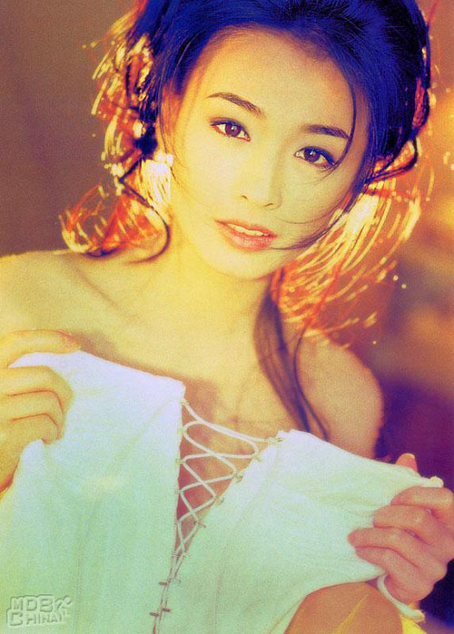 Vẻ đẹp bền bỉ trước thời gian của “Vi Quý phi” - 15