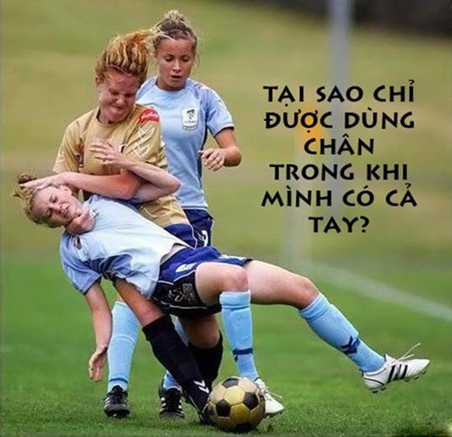 Những khoảnh khắc hài hước trong bóng đá - 4