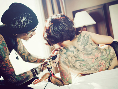 Gặp chàng nghệ sĩ từng xăm mình cho Uyên Linh - 5