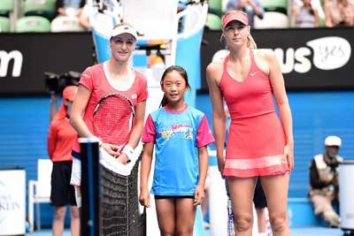 Australian Open ngày 11: Sharapova tuyên chiến Serena - 5