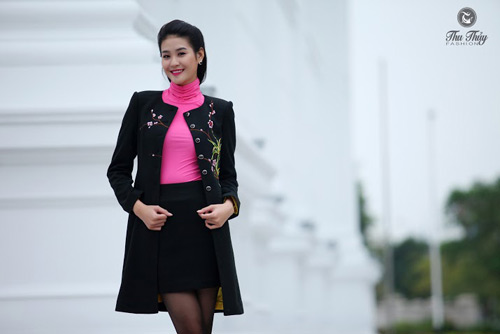 Diện măng tô tôn dáng đón Tết - 11