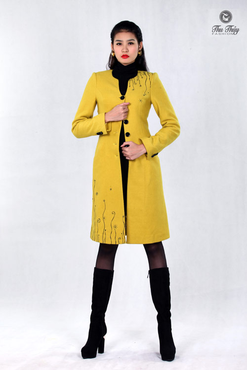 Diện măng tô tôn dáng đón Tết - 7