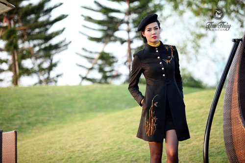 Diện măng tô tôn dáng đón Tết - 8