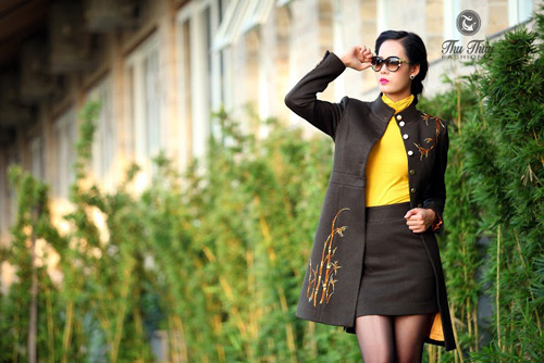 Diện măng tô tôn dáng đón Tết - 9